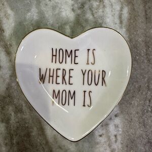 NIB Heart-Shaped Gold Trimmed Ceramic Trinket Jewelry Dish Mom